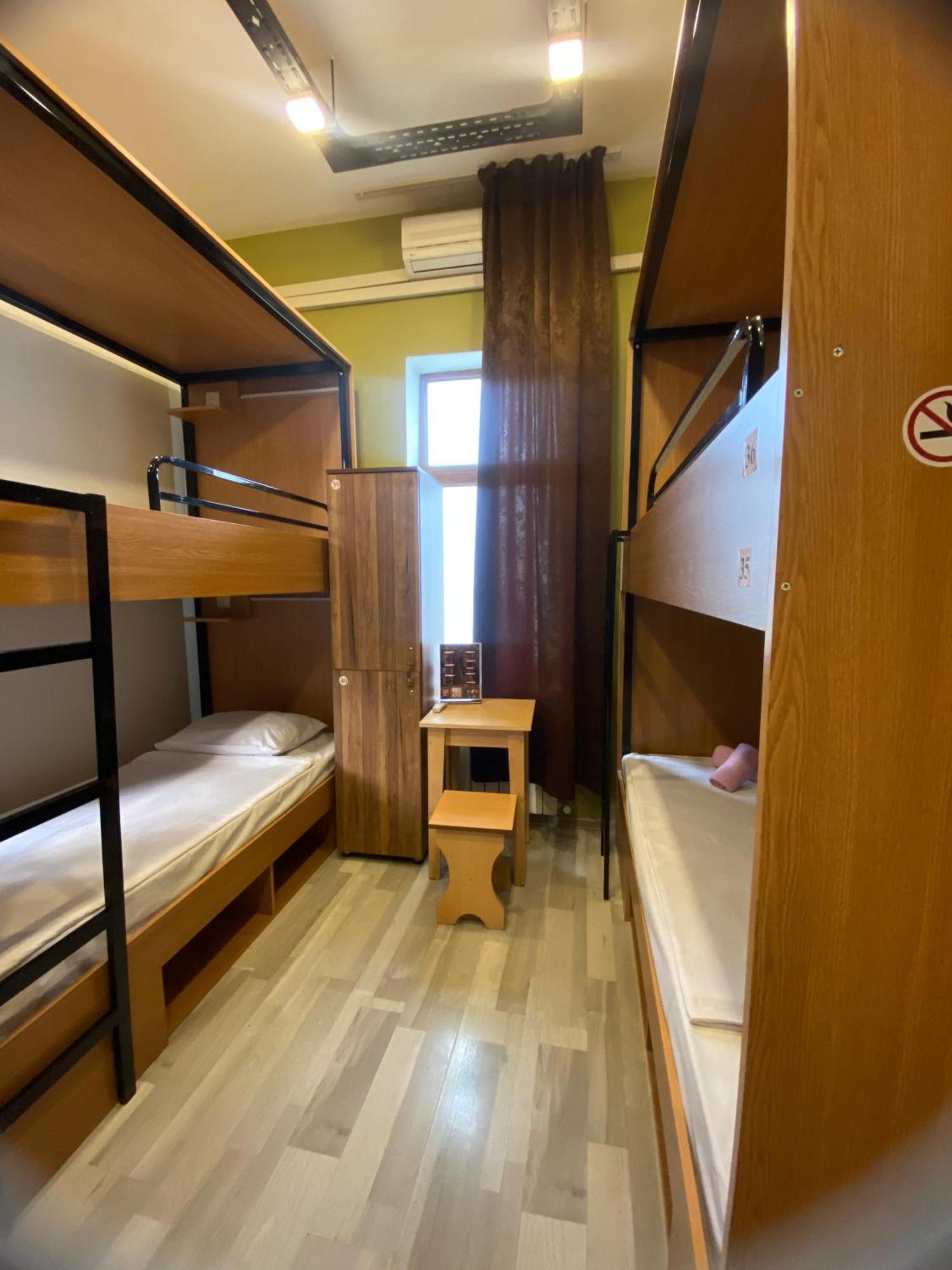 Central Hostel Şǝki Eksteriør billede